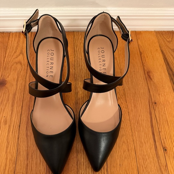 Journee Collection Black Strappy Heels - Picture 2 of 6